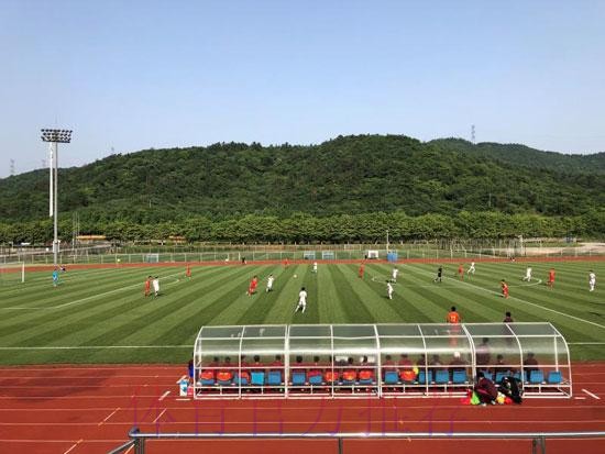 U17国家男足集训队红黄蓝三队举行内部选拔赛 U17国家男足集训队红黄蓝三队举行内部选拔赛